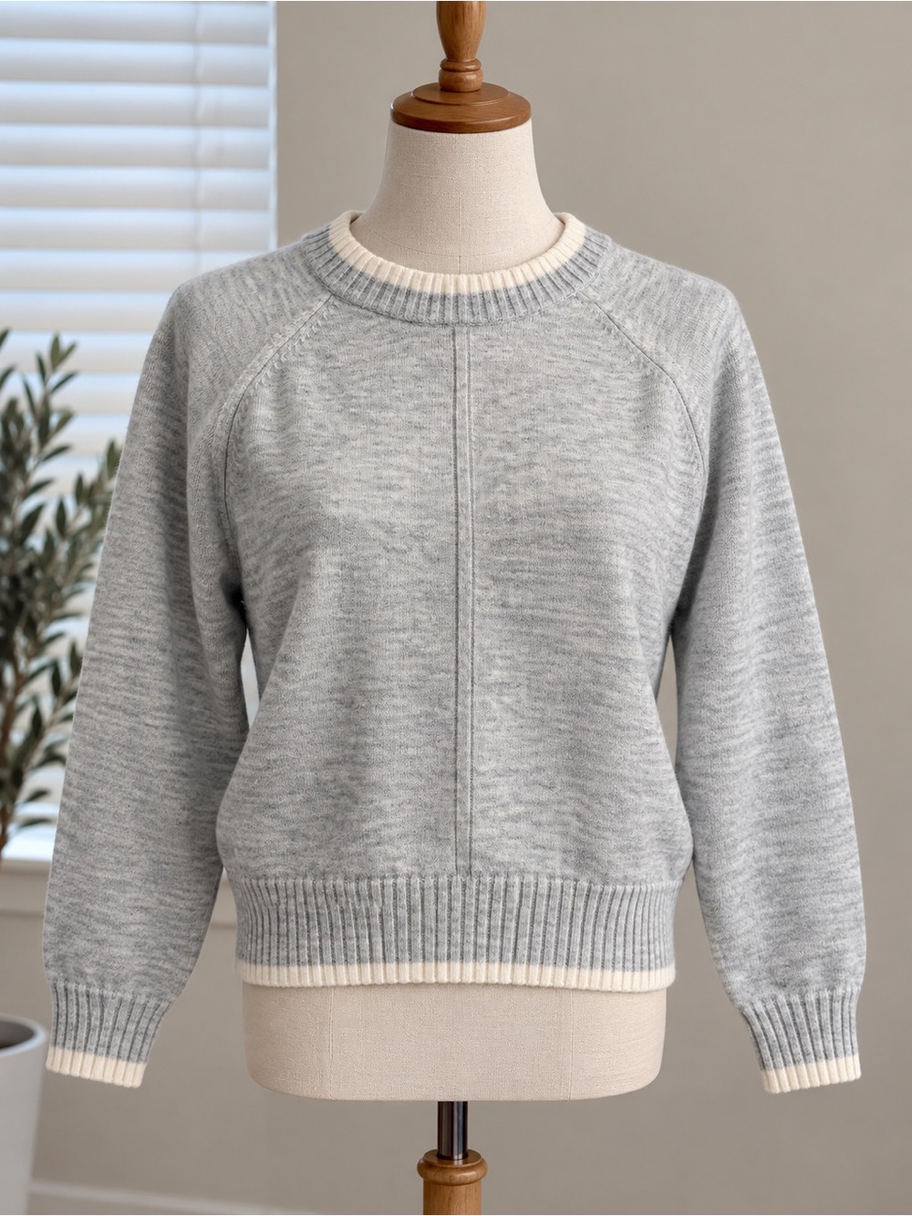 LOFT Sweater – Size L – New with Tags